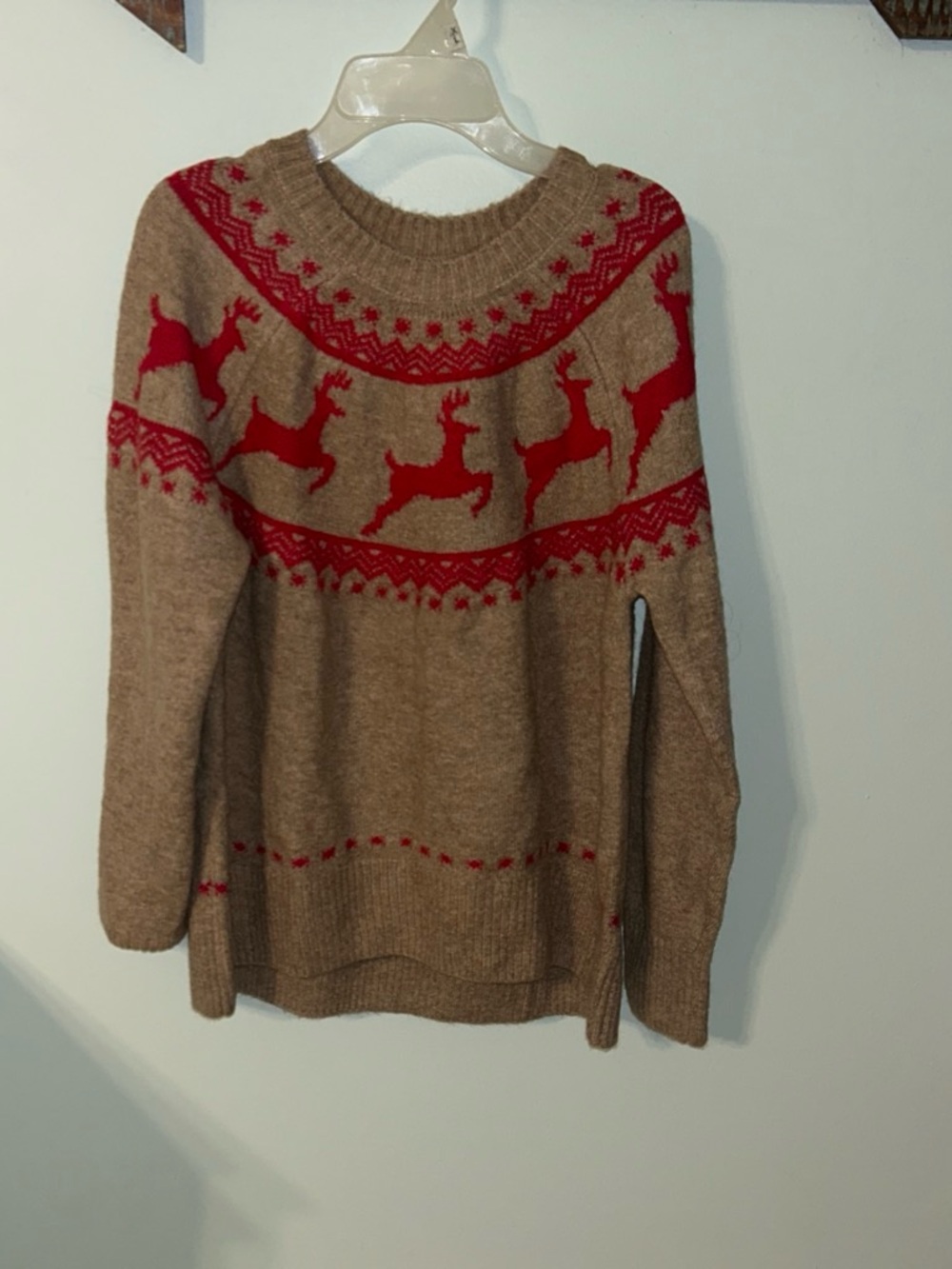 Vince Camuto Taupe Crewneck Sweater with Red Reindeer Fair Isle